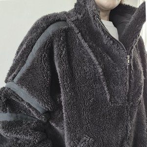fuzzy fleece 3/4 zip up closure pull over